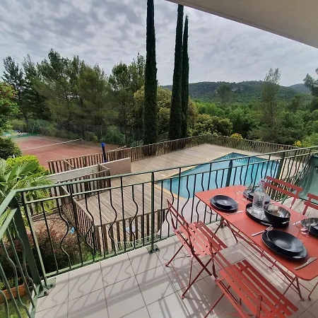 T3 Le Lou-piscine & Parking - 5min Des Thermes * Gréoux-les-Bains