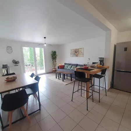 T3 Le Lou-piscine & Parking - 5min Des Thermes * Gréoux-les-Bains